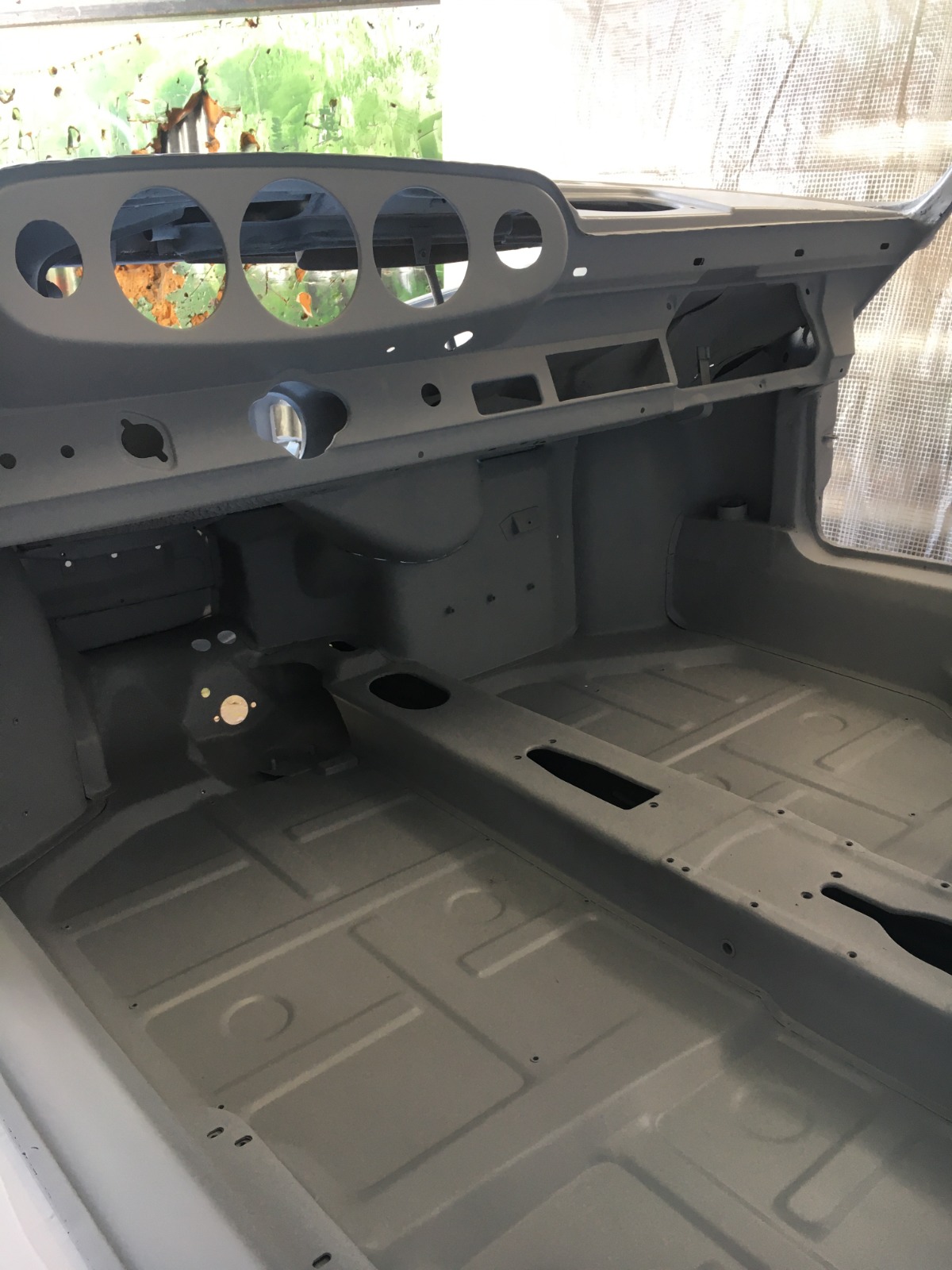 912R restoration in progress, June 2023